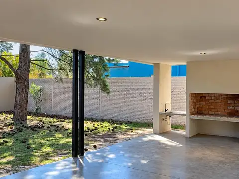 Casa en Venta en Colastine, USD 240.000