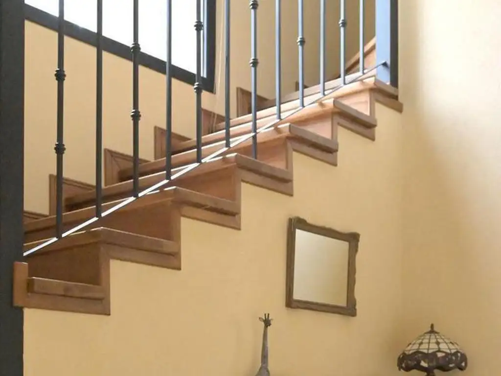 LCH. Excepcional Casa en Venta en Quebradas - Foto 17