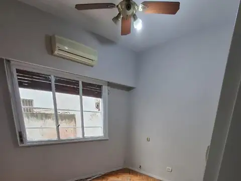 Departamento en Venta en Balvanera, USD 67.000