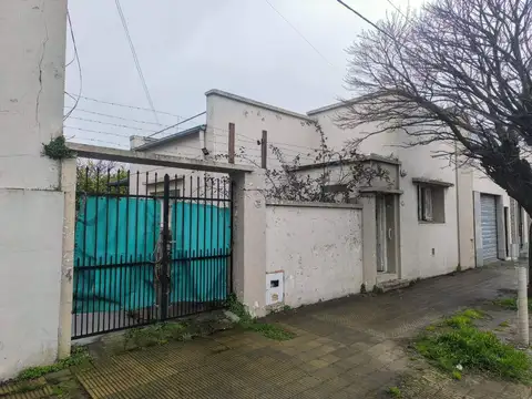 Venta de Casa + Depto sobre Lote 500 mts2 Necochea