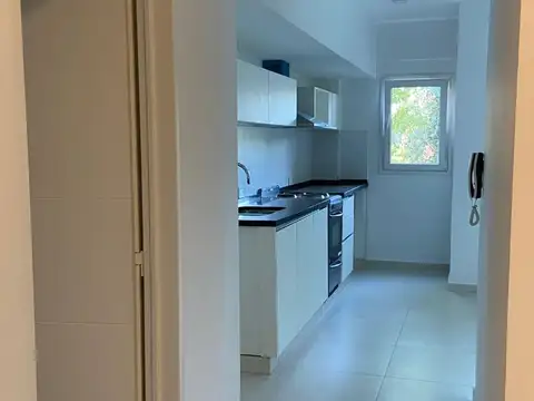 Departamento en Alquiler con 1 cocheras