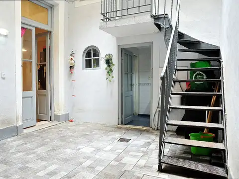 Depto Tipo Casa en Venta de 1 dormitorio