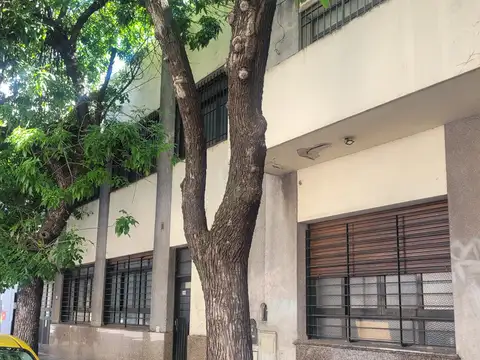 EXCELENTE Fabrica/Galpón con oficinas en 3 lotes integrados. Ex E3