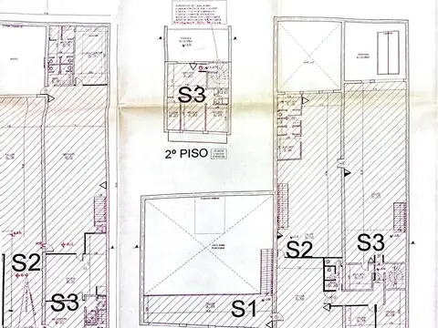 EXCELENTE Fabrica/Galpón con oficinas en 3 lotes integrados. Ex E3