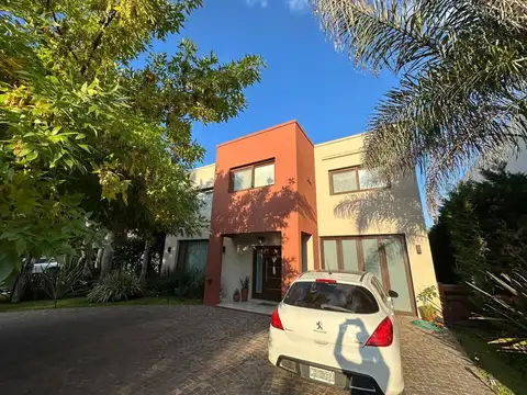 Atahualpa 5, B1738 La Reja