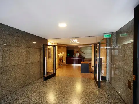 Oficinas en Venta - Piso - Rivadavia al 700 - Microcentro.