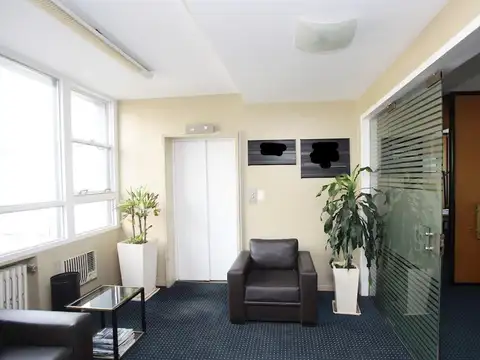 Oficina en Venta en Monserrat, USD 195.000