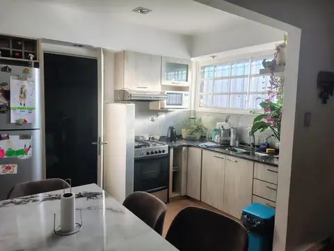 Depto Tipo Casa en Venta de 3 ambientes