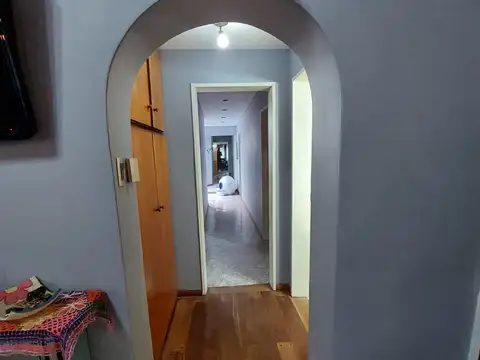 Residencia de lujo en el corazon de Devoto - con Pileta, Jardin y Amplios Ambientes