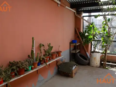 Depto Tipo Casa en Venta de 3 dormitorios