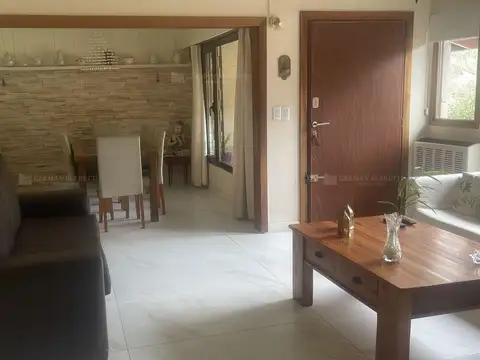 Casa en Alquiler Temporal con 1 cochera