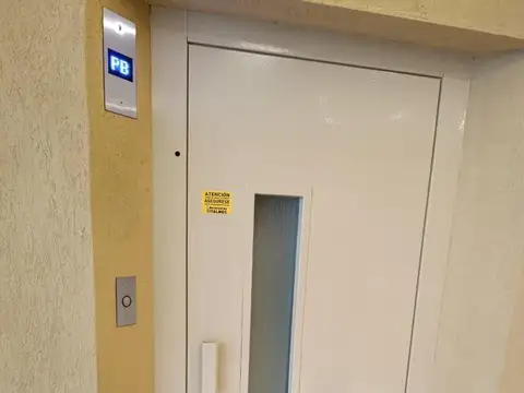 Hotel en Venta 50 años