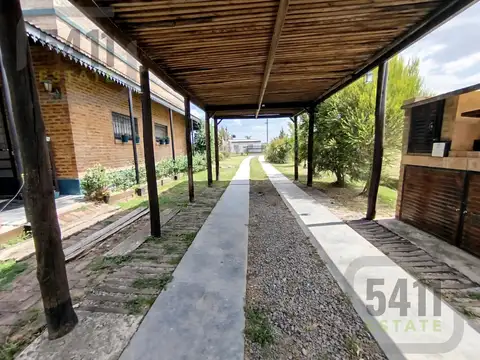 Venta Casa 3 mabientes estilo campo en Domselaar