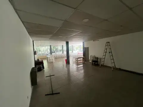 Local en Venta en Plottier, USD 500.000