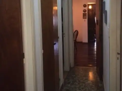 Depto Tipo Casa en Venta 56 años