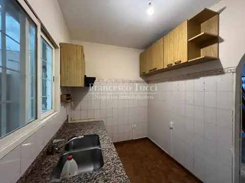Depto Tipo Casa en Venta en Villa Luzuriaga, USD 67.000