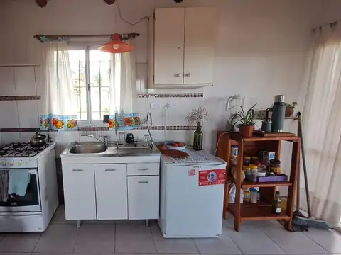 Casa 5 ambientes con 1 baño