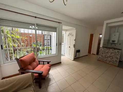 Depto Tipo Casa en Venta de 1 dormitorio