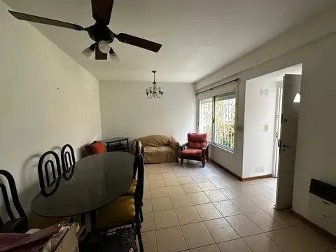 BUCARELLI 3300, Piso PB