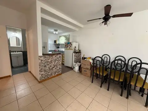 Depto Tipo Casa 2 ambientes con 1 baño