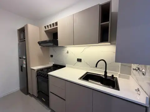 Falucho 2300, Piso 3