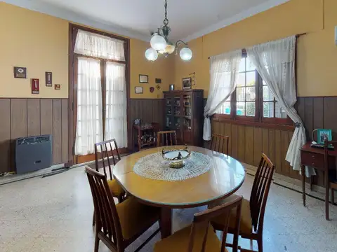 CASA DE CATEGORIA EN VENTA EN CENTRO DE ENSENADA