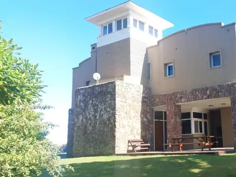 Casa en Alquiler Temporal de 4 dormitorios