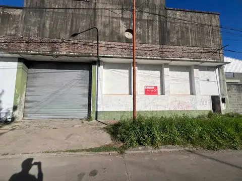 Galpon en Venta en Centro De Lujan, USD 400.000