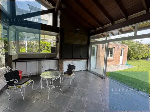 Casa en Venta al Oeste