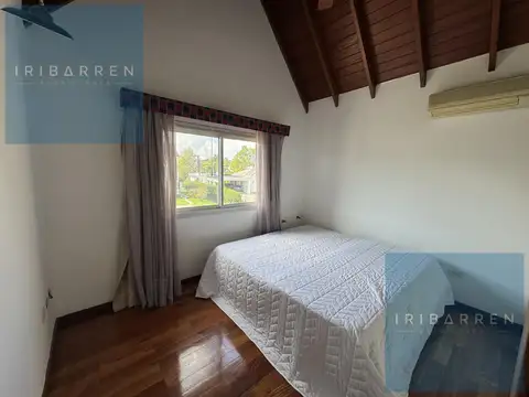 Casa 7 ambientes con 4 baños