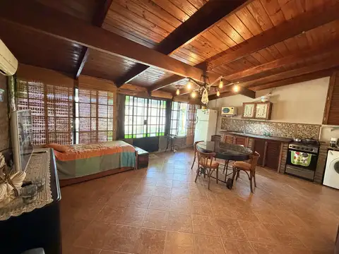 Casa en Ricardone de Un Dormitorio con Parque y Pileta