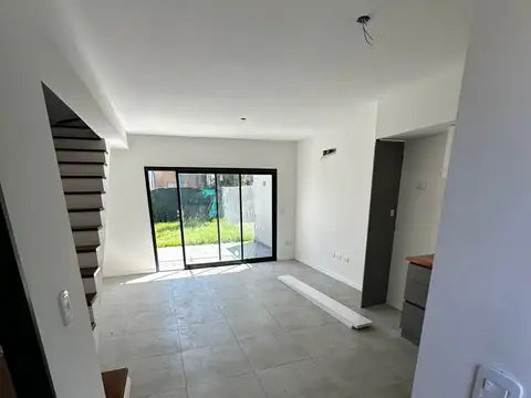 Depto Tipo Casa en Venta en Tierra Nueva, USD 110.000