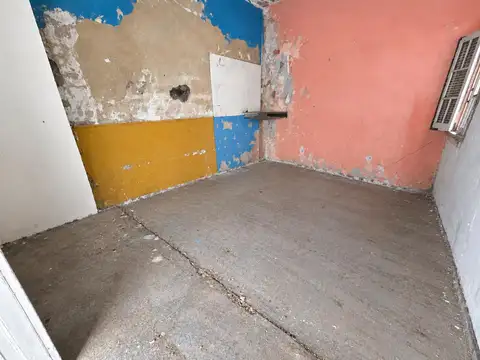 Casa 2 ambientes con 1 baño