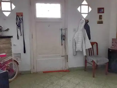 Depto Tipo Casa 5 ambientes con 1 baño