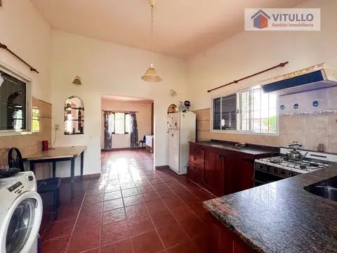 Casa 4 ambientes con 1 baño