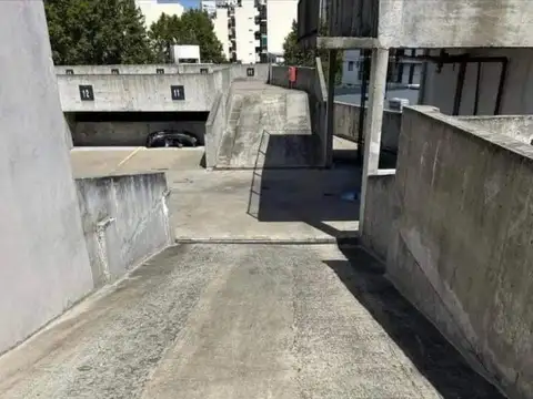 Cochera en venta ubicado en Almagro