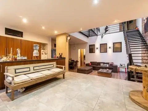 Venta PH Tipo casa, al frente,  Barracas