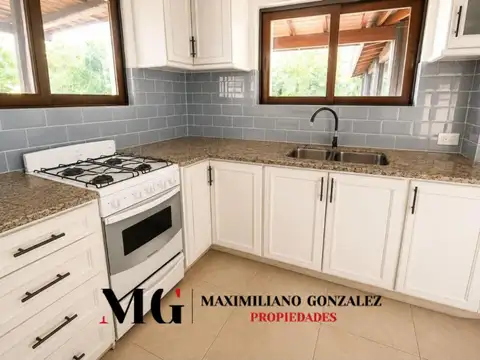 Casa 5 ambientes con 3 baños