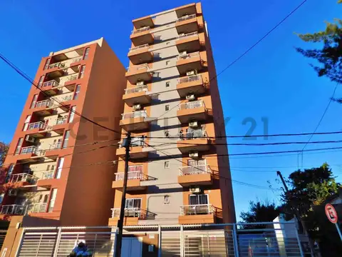 Departamento en Alquiler en Caseros, $ 400.000