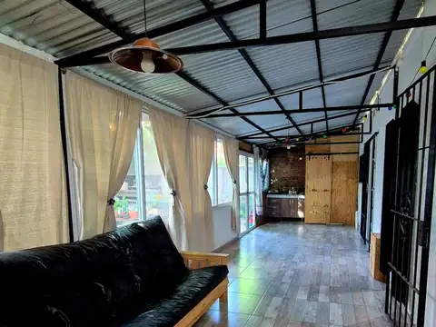 VENTA CASA+DEPTO+PATIO+QUINCHO (MULTIFAMILIAR)