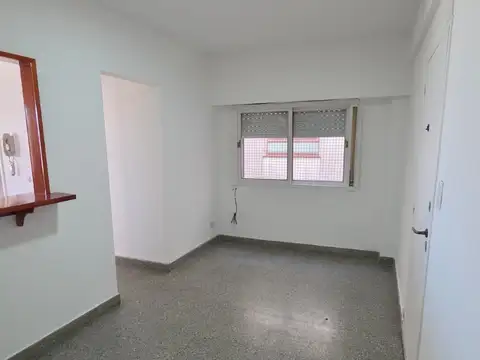 Departamento en Alquiler en Villa Ballester, $ 500.000