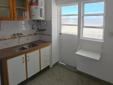 ALQUILER Departamento 2 ambientes super luminoso! Villa Ballester!