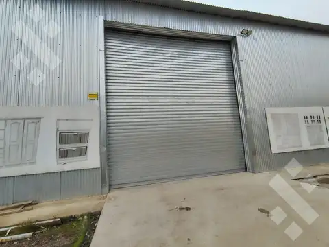 En Alquiler | Galpón de 1600 m2 | Barda del Medio | Río Negro