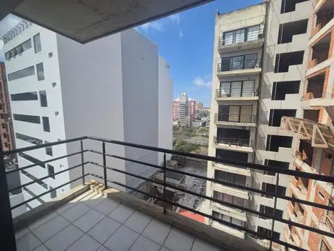 VENTA DEPARTAMENTO 2 AMBIENTES SEMIPISO EN BALVANERA