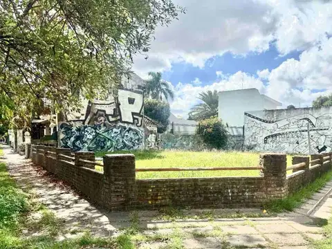 LOTE VENTA CASTELAR NORTE ESQUINA