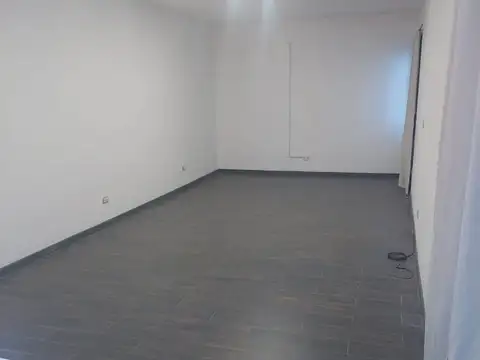 Oficina en Alquiler en Centro, $ 650.000