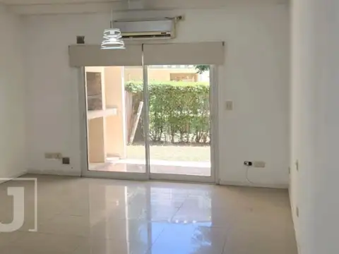 Monoambiente en Alquiler, con jardin propio. Alto del Molino. Pilar