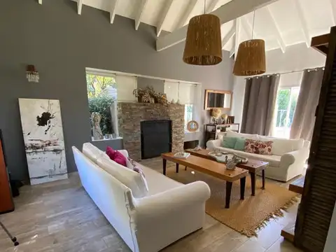 Casa en Venta en Echeverria Del Lago, USD 305.000