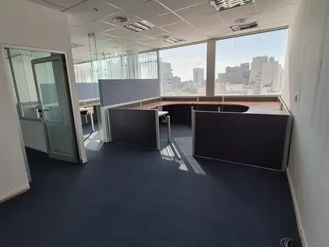 Oficina 4 ambientes con 2 baños