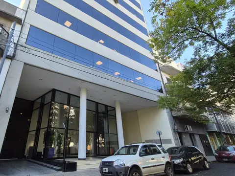 Oficina de 90 m² a 138 m² y 1 Cochera. Seguridad 24hs